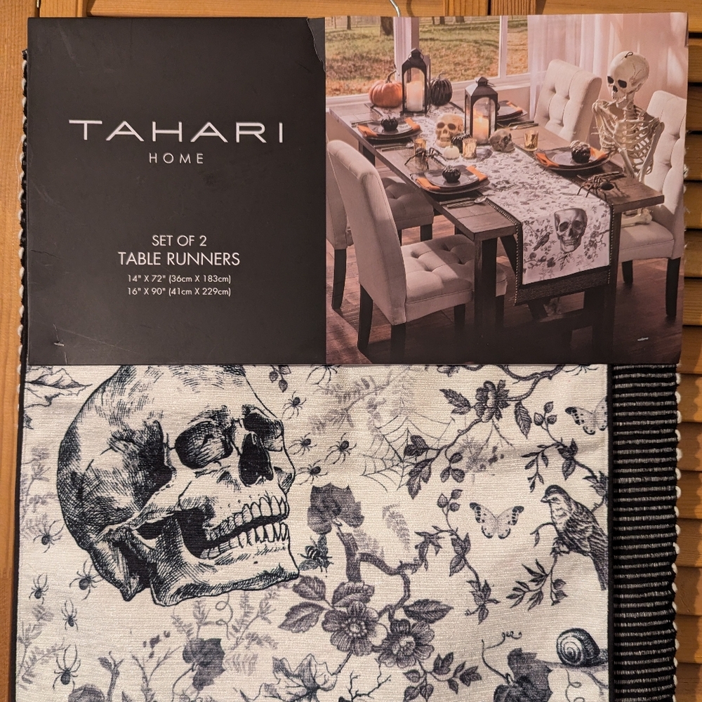 Tahari Floral‎ Skull Black & White Halloween Table Runner HTF 2 Pack